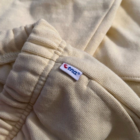 Aritzia TNA Extra Fleece Sweatset - Picture 3 of 8